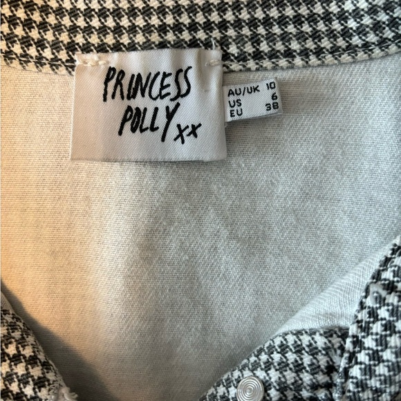 Princess Polly Nixi Jacket. Cropped checkered Jacket. Raw Edge. Size 6. - Picture 7 of 8